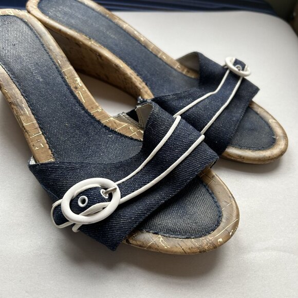 Montego Bay Club Denim Buckle Low Wedge Sandals Women's Size 9 WIDE 9W - Picture 2 of 7